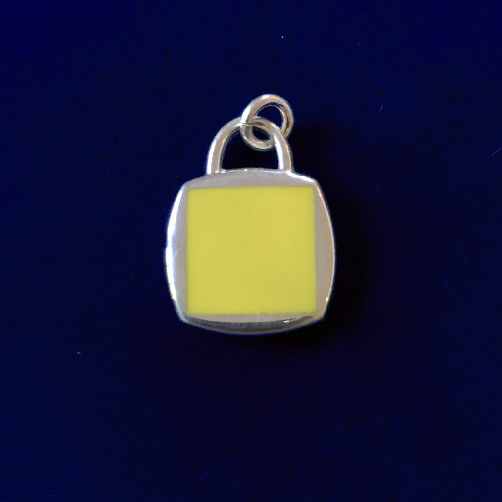 Sterling Silver Code Flag: Quebec – Tory’s Jewelry